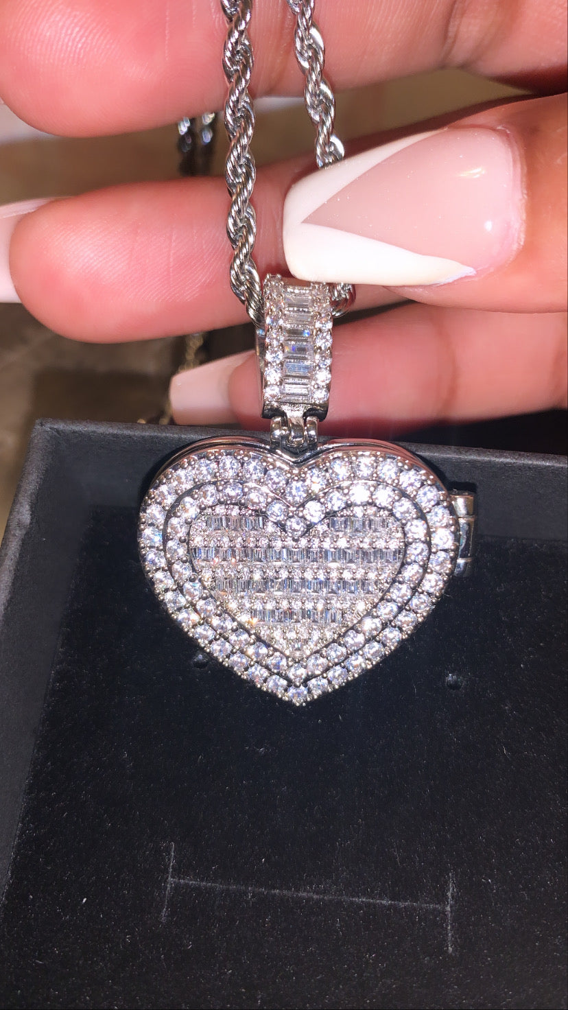 Baguette Heart Pendant – Designer Diamonds.Co